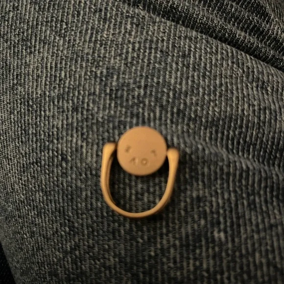 Rose gold “CONQUERing's” mission is to help you feel empowered. Interchangeable - Picture 5 of 6